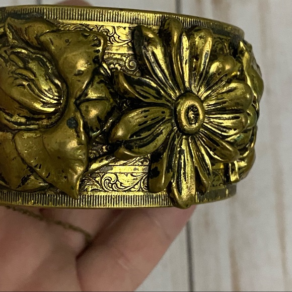 Vintage Goldtone Floral Cuff Bracelet - Picture 2 of 15